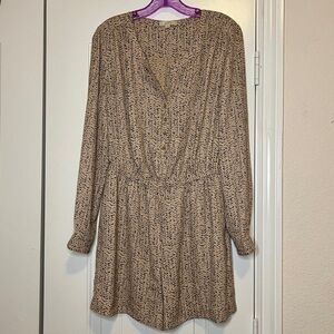 Loft women’s long sleeve romper size Small
